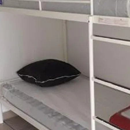Kamp alanı Confortable - 6 Pers. - Api-1-52-2363