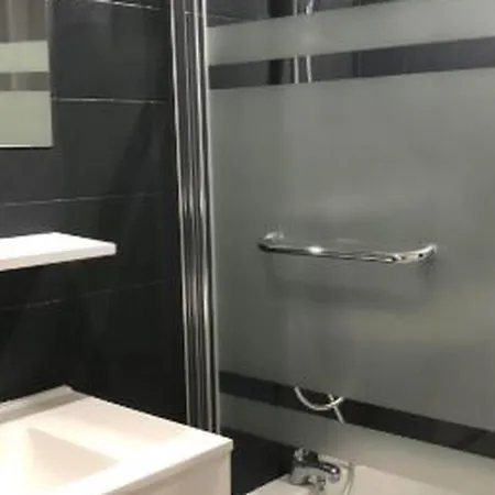 Kamp alanı Confortable - 6 Pers. - Api-1-52-2363 *