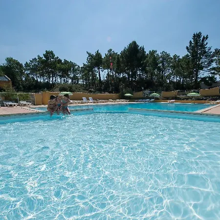 Kamp alanı Confortable - 6 Pers. - Api-1-52-2363 Saint-Hilaire-de-Riez