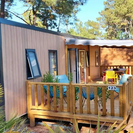 Kamp alanı Confortable - 6 Pers. - Api-1-52-2363 Saint-Hilaire-de-Riez